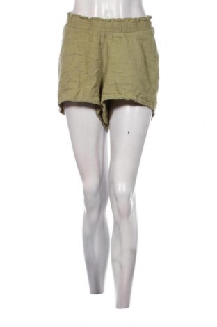 Damen Shorts Vero Moda, Größe L, Farbe Grün, Preis 10,99 €