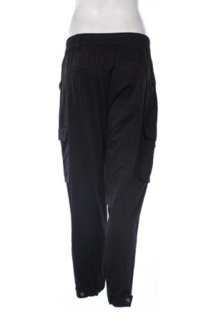 Damenhose Bershka, Größe M, Farbe Schwarz, Preis 13,20 €