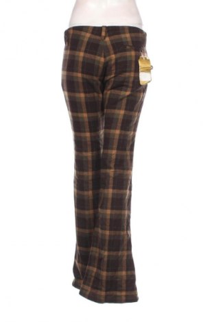 Pantaloni de femei Freeman T. Porter, Mărime L, Culoare Multicolor, Preț 351,99 Lei