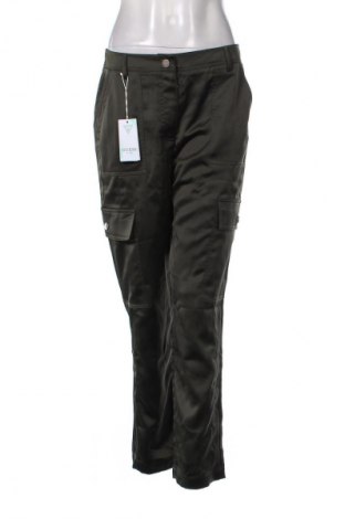 Damenhose Guess, Größe M, Farbe Grün, Preis € 44,99