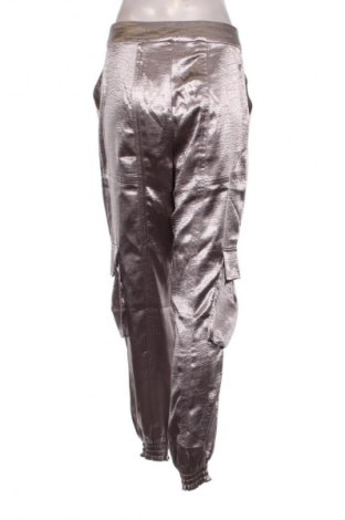 Pantaloni de femei Guess, Mărime S, Culoare Mov, Preț 93,99 Lei