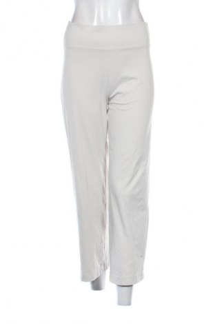 Дамски панталон Oysho, Размер M, Цвят Бежов, Цена 15,72 €