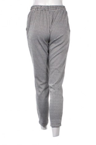 Pantaloni de femei Reserved, Mărime M, Culoare Multicolor, Preț 40,99 Lei