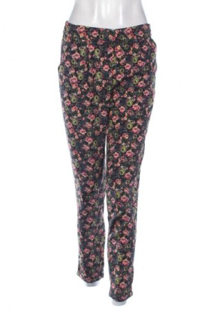 Damenhose Stradivarius, Größe S, Farbe Mehrfarbig, Preis 3,99 €