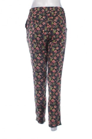 Damenhose Stradivarius, Größe S, Farbe Mehrfarbig, Preis 3,99 €