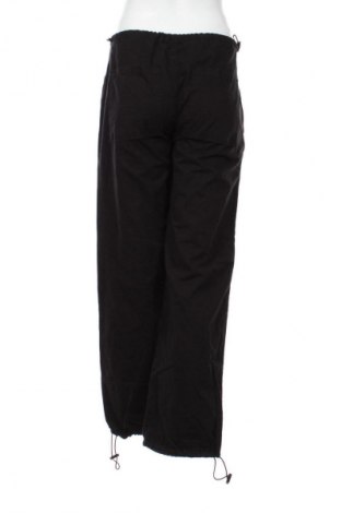 Damenhose Stradivarius, Größe S, Farbe Schwarz, Preis 7,99 €