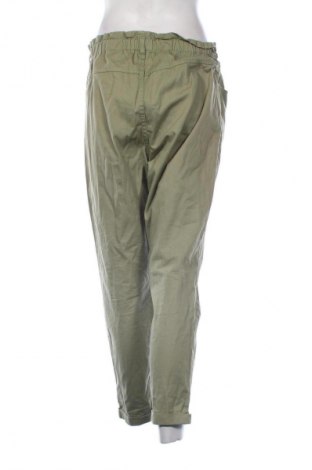 Damenhose Terranova, Größe L, Farbe Grün, Preis 20,58 €