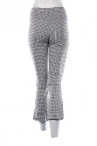 Damenhose Zara, Größe M, Farbe Mehrfarbig, Preis 2,99 €