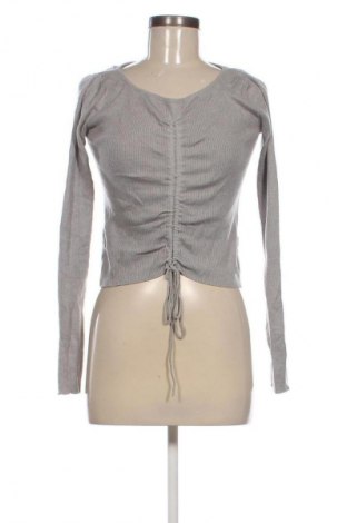 Pulover de femei Guess, Mărime L, Culoare Gri, Preț 188,99 Lei