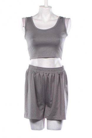 Damen Trainingsanzug Unbranded, Größe M, Farbe Grau, Preis 24,00 €