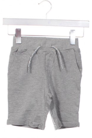 Kinder Shorts Name It, Größe 5-6y/ 116-122 cm, Farbe Grau, Preis € 17,99