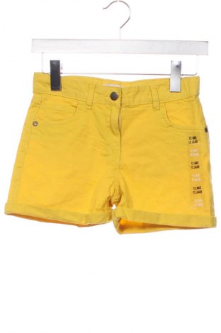 Pantaloni scurți pentru copii Unbranded, Mărime 10-11y/ 146-152 cm, Culoare Galben, Preț 29,99 Lei