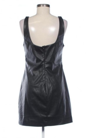 Lederkleid Bershka, Größe XL, Farbe Schwarz, Preis 37,32 €