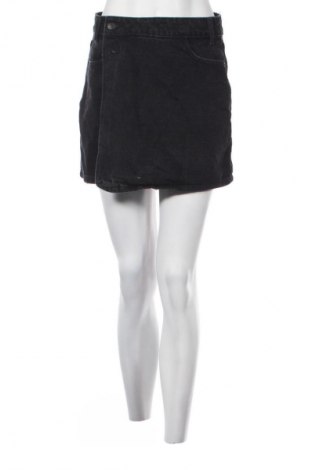 Пола - панталон Reserved, Размер M, Цвят Черен, Цена 6,13 €