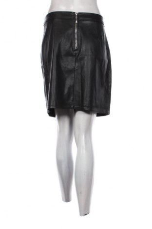 Rock Amisu, Größe M, Farbe Schwarz, Preis 2,99 €