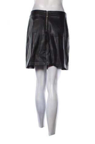 Rock Amisu, Größe S, Farbe Schwarz, Preis 2,99 €