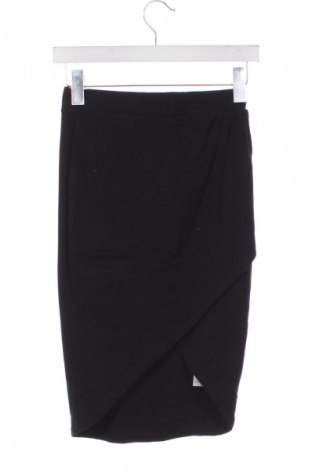 Пола Amisu, Размер M, Цвят Черен, Цена 4,60 €