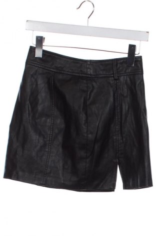 Φούστα Bershka, Μέγεθος S, Χρώμα Μαύρο, Τιμή 2,99 €
