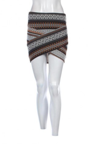 Rock Bershka, Größe S, Farbe Mehrfarbig, Preis 2,99 €