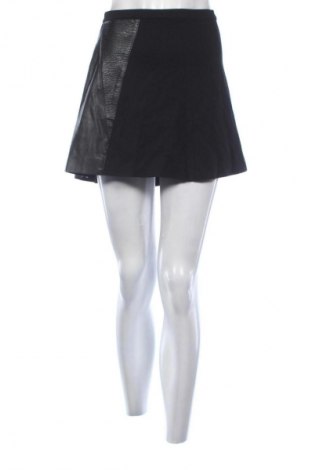 Пола Calvin Klein Jeans, Размер L, Цвят Черен, Цена 5,62 €