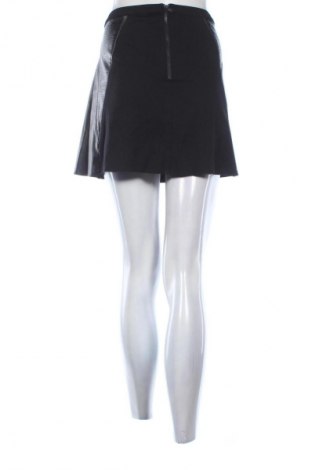 Пола Calvin Klein Jeans, Размер L, Цвят Черен, Цена 5,62 €