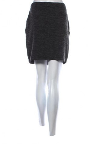 Rock Dalia, Größe M, Farbe Mehrfarbig, Preis 1,99 €