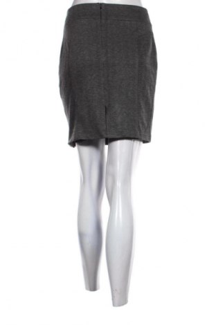 Spódnica Dika, Rozmiar S, Kolor Szary, Cena 27,99 zł