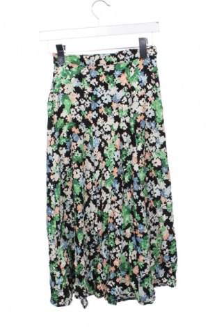 Sukně H&M, Velikost XS, Barva Vícebarevné, Cena  218,00 Kč