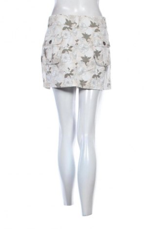 Пола Madonna, Размер XL, Цвят Многоцветен, Цена 2,55 €