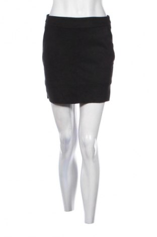 Sukně ONLY, Velikost S, Barva Černá, Cena  129,00 Kč