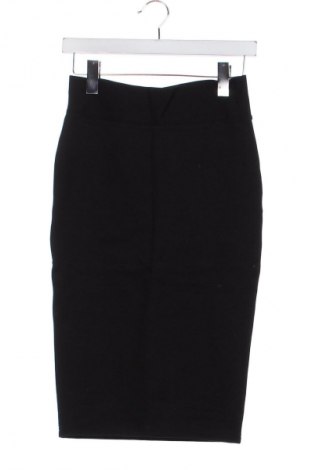 Φούστα Reserved, Μέγεθος XS, Χρώμα Μαύρο, Τιμή 4,84 €
