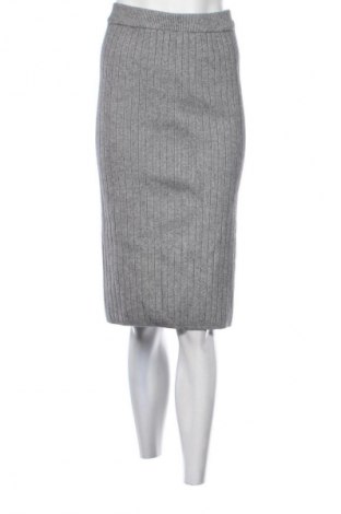 Пола Top Secret, Размер S, Цвят Сив, Цена 4,09 €