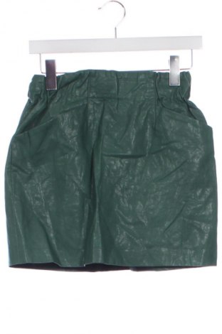 Пола Zara, Размер XS, Цвят Зелен, Цена 7,66 €