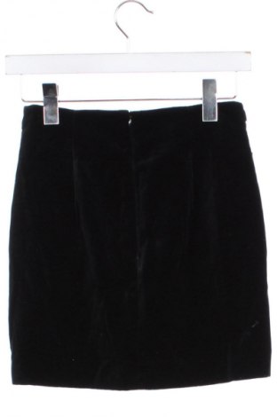 Пола Zara, Размер XS, Цвят Черен, Цена 13,94 €