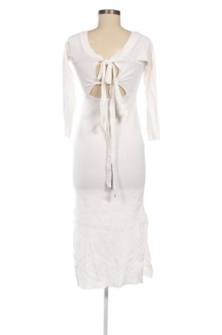 Kleid ASOS, Größe M, Farbe Weiß, Preis 25,99 €