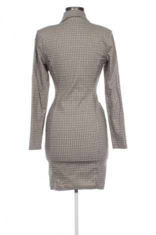 Šaty  Amisu, Veľkosť M, Farba Viacfarebná, Cena  8,25 €