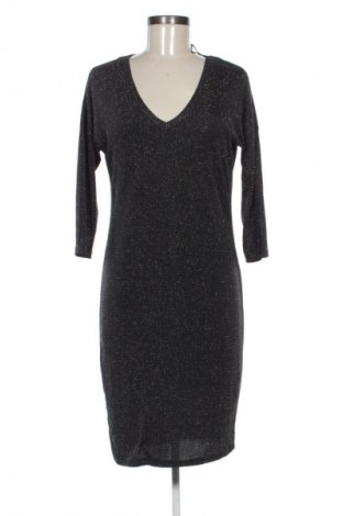 Рокля Beloved, Размер S, Цвят Многоцветен, Цена 5,71 €