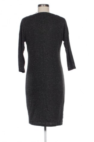 Рокля Beloved, Размер S, Цвят Многоцветен, Цена 5,71 €