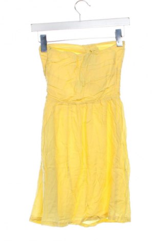 Kleid Bershka, Größe S, Farbe Gelb, Preis 10,99 €