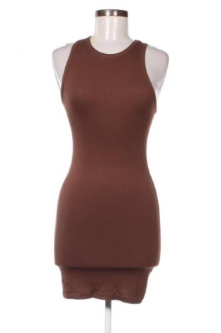 Kleid Bershka, Größe XS, Farbe Braun, Preis 13,99 €