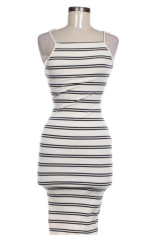 Kleid Bershka, Größe S, Farbe Mehrfarbig, Preis 13,99 €