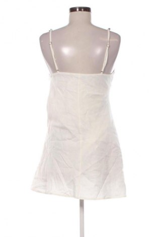 Kleid Bershka, Größe M, Farbe Ecru, Preis 17,99 €