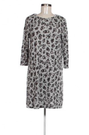 Šaty  C&A, Velikost L, Barva Vícebarevné, Cena  99,00 Kč