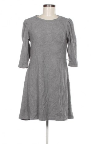 Kleid C&A, Größe L, Farbe Grau, Preis 2,99 €
