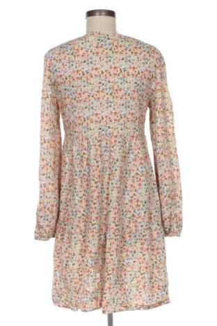 Kleid C&A, Größe M, Farbe Mehrfarbig, Preis 3,99 €