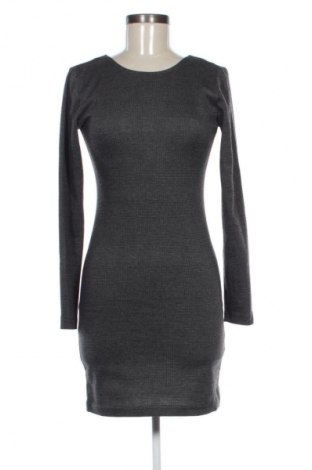 Kleid Chicoree, Größe S, Farbe Mehrfarbig, Preis 3,99 €