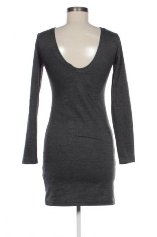 Kleid Chicoree, Größe S, Farbe Mehrfarbig, Preis 3,99 €