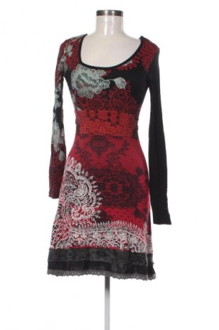Рокля Desigual, Размер S, Цвят Многоцветен, Цена 13,80 €