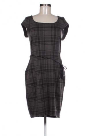 Kleid E-Vie, Größe L, Farbe Mehrfarbig, Preis 19,95 €