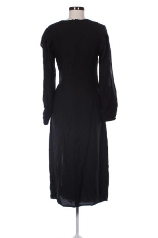 Kleid Edited, Größe M, Farbe Schwarz, Preis 10,99 €